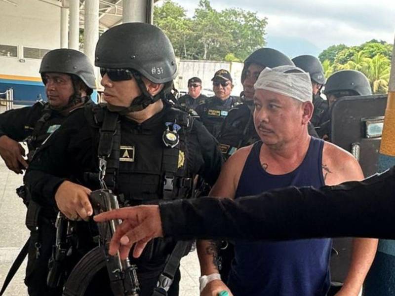En manos de las autoridades hondureñas se encuentra el sospechoso de la masacre en Corinto, quien fue capturado en Guatemala y entregado autoridades en Honduras.