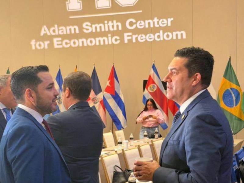 Alcalde promociona a Tegucigalpa como destino de inversión en entrevistas con DC Journal y Univision