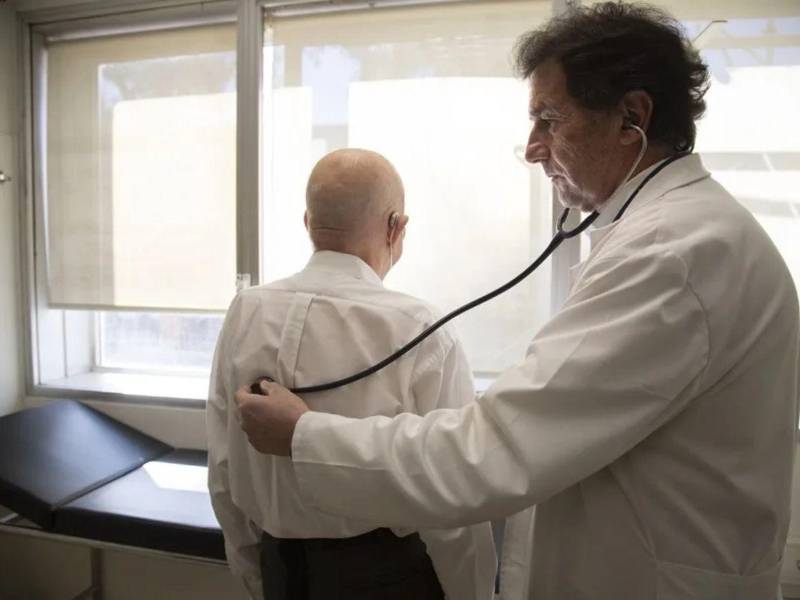 Autoridades en Atlántida alertan por posible presencia de influenza H3N2 y llaman a vacunarse.