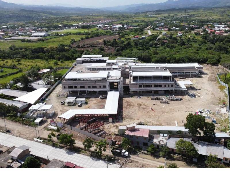 Avances en la construcción de uno de los hospitales públicos incluidos en la auditoría del Tribunal Superior de Cuentas.