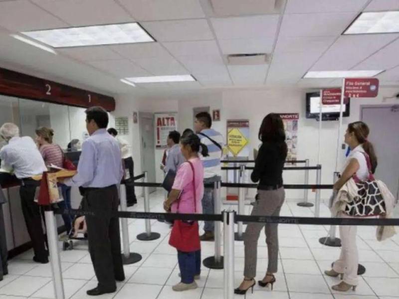 Todos los bancos permanecerán cerrados por el feriado nacional.