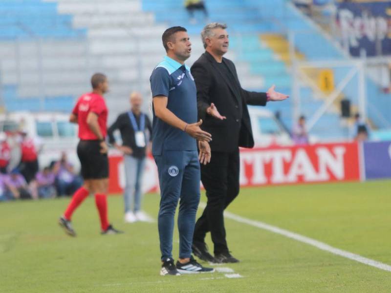 Diego Vázquez reafirmó que cuenta con un equipo joven.