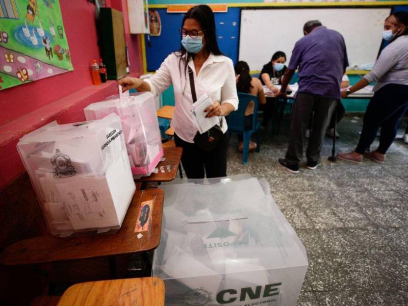 La empresa que gane el proceso de licitación debe garantizar resultados confiables, dicen expertos y representantes de sociedad civil.