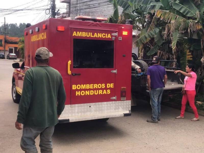La Policía Nacional investiga el doble crimen y todavía no establece el móvil ni identifica a los responsables.