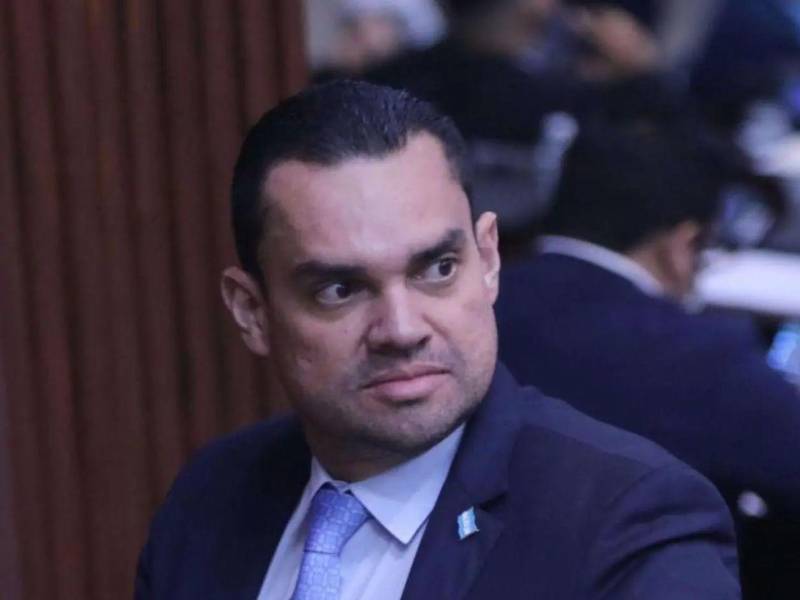 Zambrano aseguró que esta falla técnica afecta la credibilidad institucional en un momento en que la tensión electoral es alta.