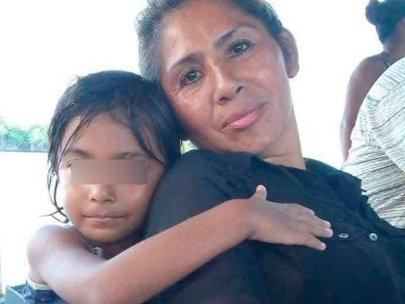 El fiscal general del estado mexicano de Chiapas, Jorge Luis Llaven, informó este domingo 25 de octubre de 2026 más detalles sobre el doble feminicidio contra una menor de edad y su abuela, ocurrido el pasado 19 de octubre en el municipio de Ostuacán.