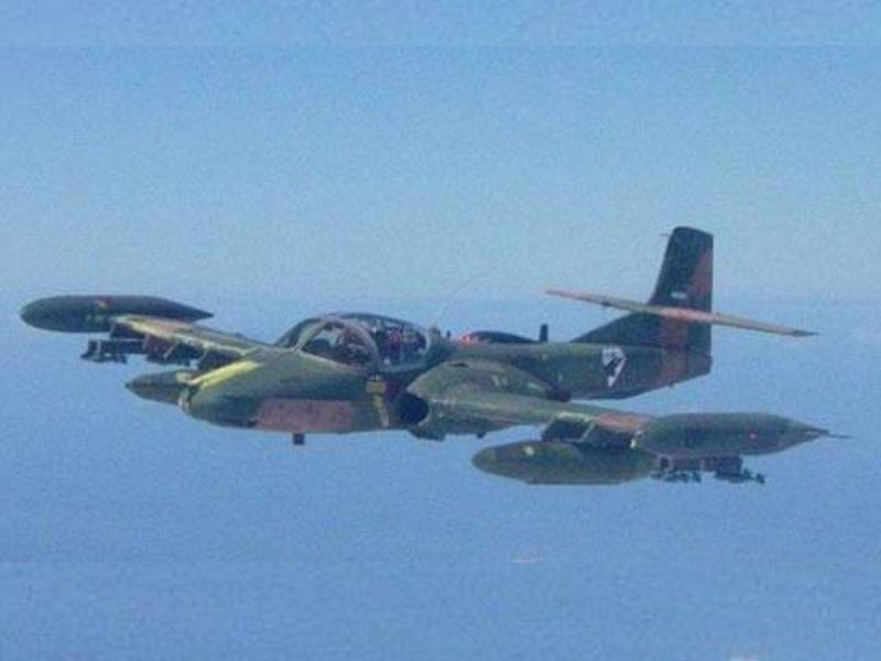 Los aviones de ataque ligero A-37B Dragonfly de la FAH pasarán a la historia por su antiguedad.