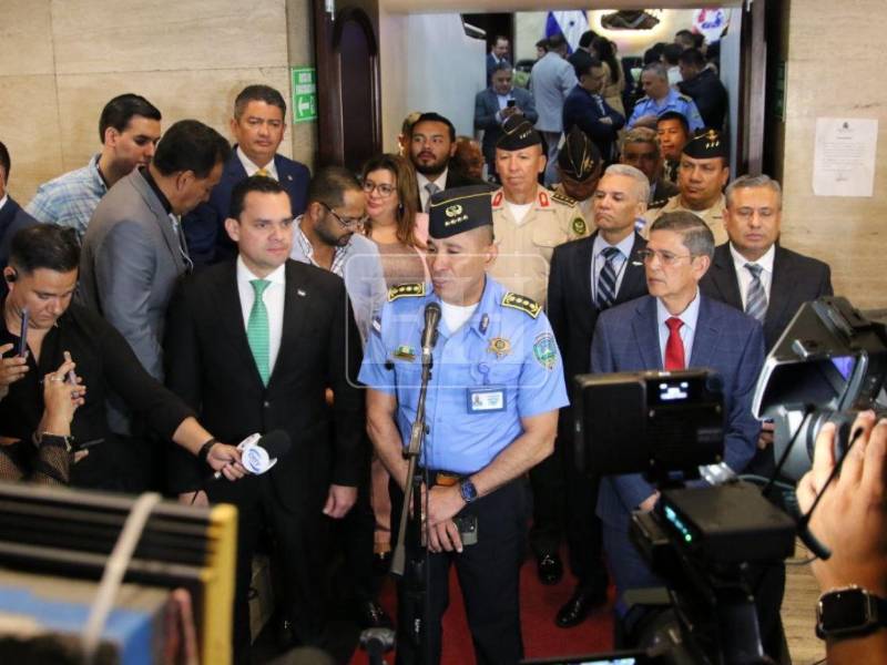 El director de la Policía Nacional, Rigoberto Oseguera Mass, pidió a los padres evitar que sus hijos se involucren en actividades delictivas.