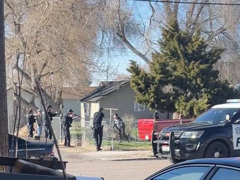 Un video capturó el momento cuando los cuatro policías dispararon contra el adolescente.