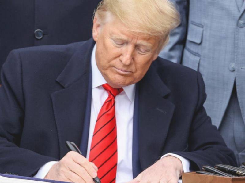 El presidente Trump aseguró que firmó un acuerdo de entendimiento con Irán que pone fin al conflicto.