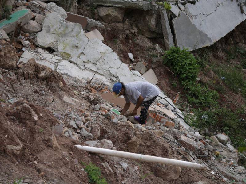 Vecinos de los sectores afectados se unieron a la AMDC para realizar las jornadas de limpieza en El Reparto y La Guillén.