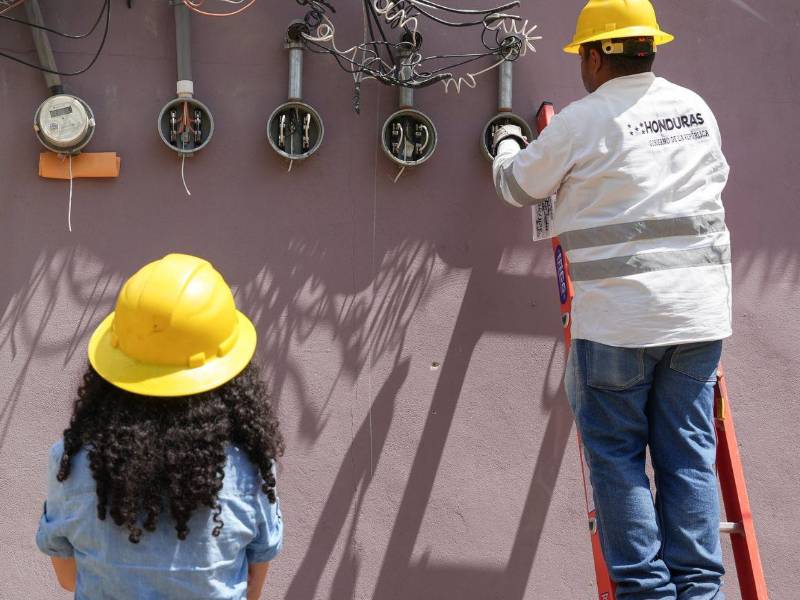 El gobierno de Nasry Asfura eliminó el subsidio en la energía a más de 600 mil abonados.