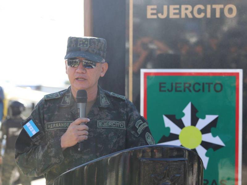 Roosevelt Hernández ha sido el jefe de las Fuerzas Armadas desde diciembre del 2023.