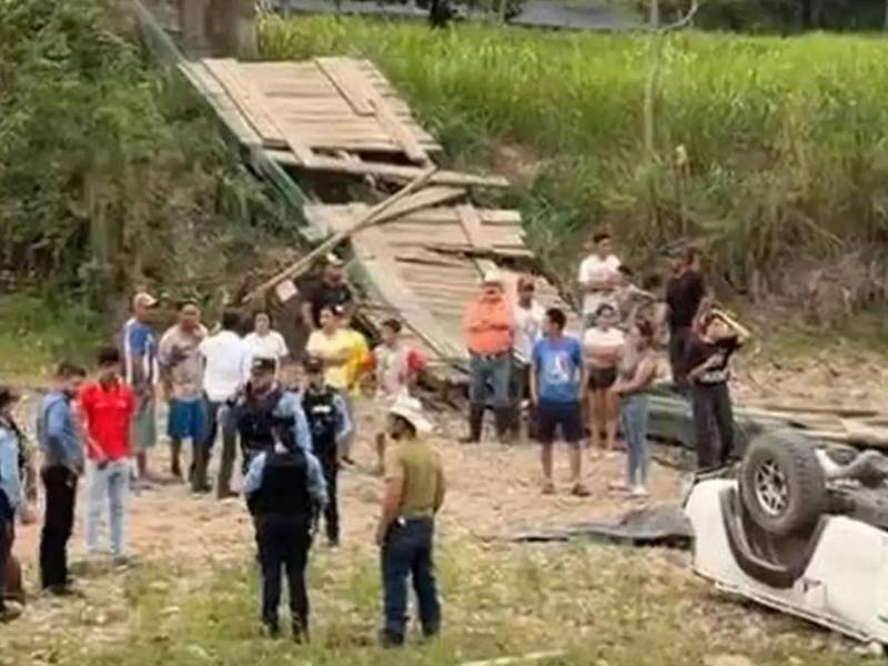 Una tragedia golpeó al municipio de San Francisco del Valle, en el departamento de Ocotepeque, al occidente de Honduras, luego del colapso de un puente colgante que dejó tres personas muertas pertenecientes a una misma familia.
