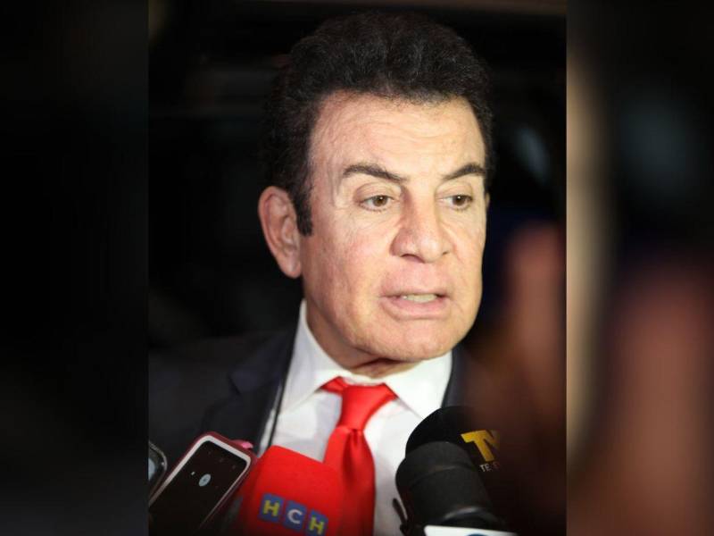 El candidato liberal aseguró que no tiene negociaciones con nadie.