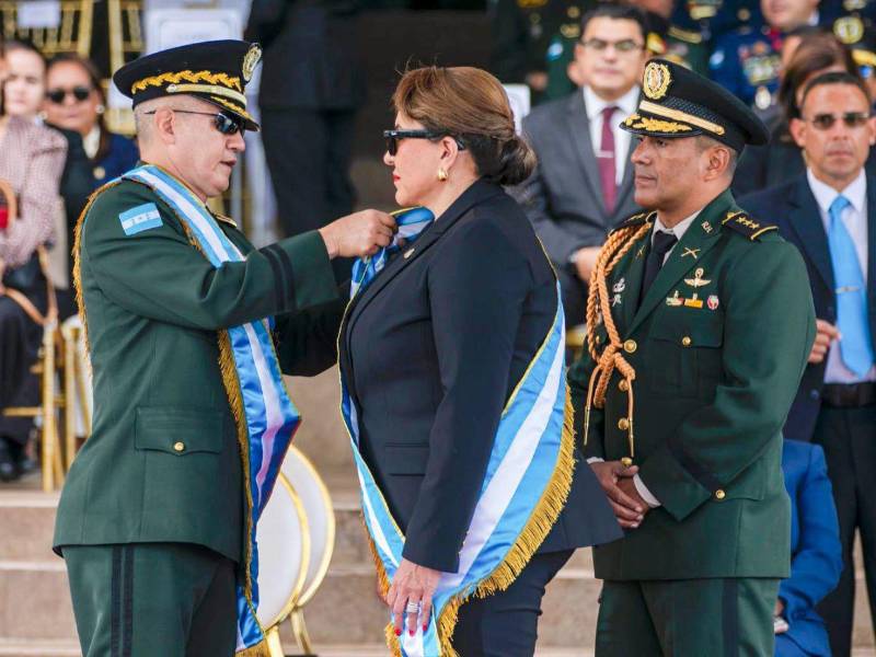 La presidenta Xiomara Castro deberá entregar la banda presidencial al nuevo presidente de Honduras.