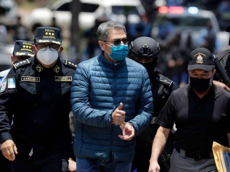 Hernández ha reiterado que desea retornar a Honduras, pero por el momento sería “objeto de persecución política”.