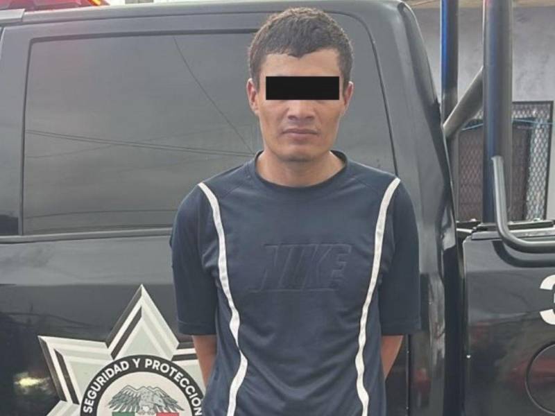 El hondureño fue arrestado tras intentar agredir y ahorcar a su esposa.