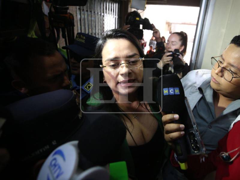 Isis Cuéllar afirmó que el dinero se destinó a obras sociales y ella no se quedó con ningún lempira.