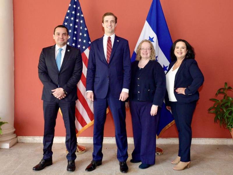 La reunión abordó la promoción de inversiones y la expansión de empresas estadounidenses en territorio hondureño como parte de una estrategia de cooperación regional.