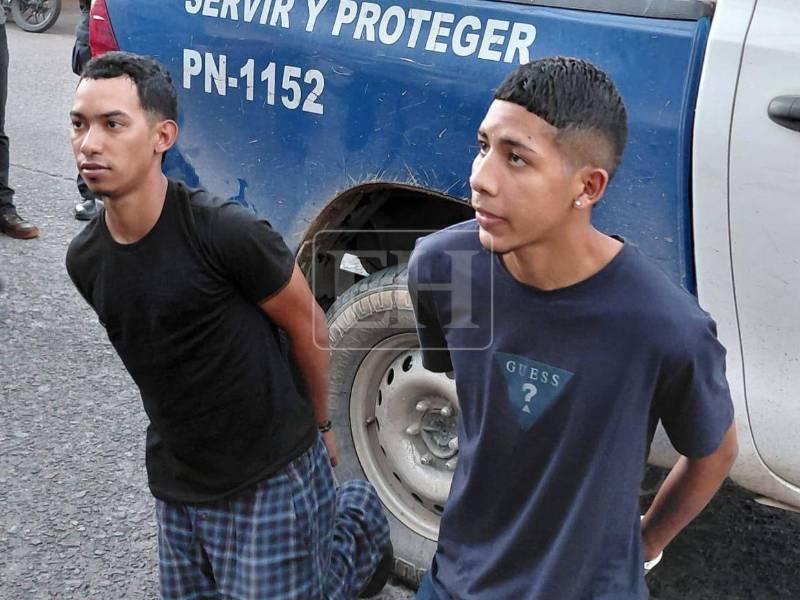 La banda fue detenida al momento que hacía el asalto en un supermercado de La Ceiba.