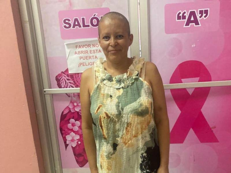 Después de 13 quimioterapias y una mastectomía, Edith Fúnez ganó la batalla contra el cáncer de mama y se encuentra bajo observación médica y con quimioterapias preventivas.