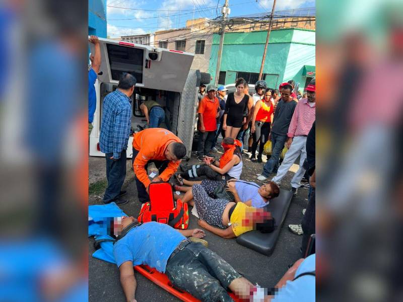 Las personas resultaron con fuertes golpes en la cabeza y varias partes del cuerpo.
