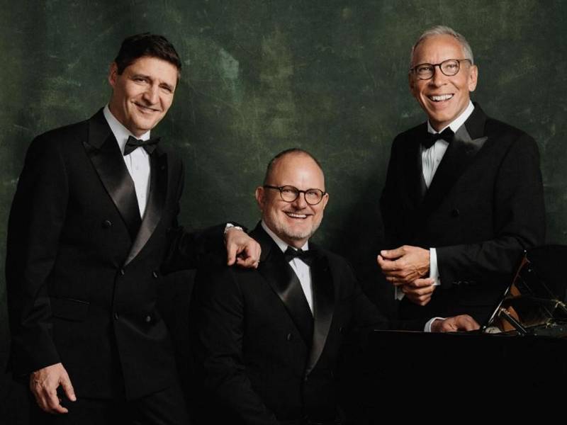 “Eterno” une las voces de Marcos Witt, Marcos Vidal y Marco Barrientos en una producción que exalta la fidelidad de Dios a través del tiempo.