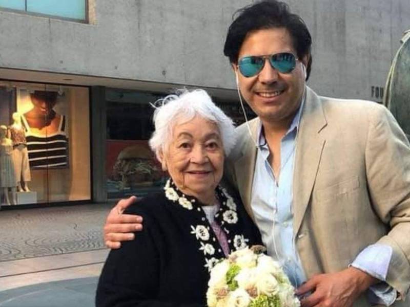 La señora Gloria Díez, era abuela del máster el derecho internacional, José Tercero Midence.