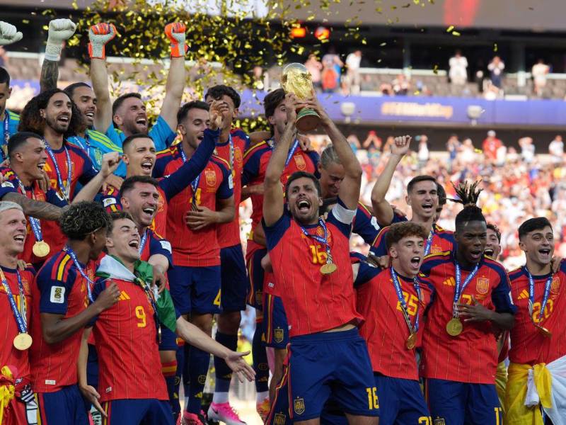 La selección española, liderada por Rodri como su capitán, se convirtió en la tercera selección con dos Copas Mundiales.
