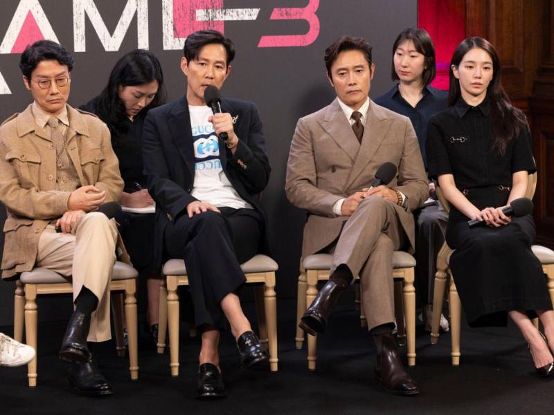 Lee Jung-jae se mostró emocionado por todo lo que ha supuesto su irrupción en la esfera internacional tras el éxito desenfrenado y lo que le ha permitido vivir, incluidos los 'memes' con imágenes suyas que, reconoció, le provocaron risas.