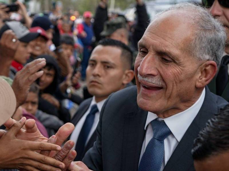 El mandatario hondureño se encuentra en Estados Unidos, donde visitó a Donald Trump en su casa.