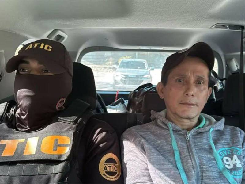 Las autoridades los capturaron en Gracias, Lempira; se mantenía prófugo y se identificaba con otros nombres.