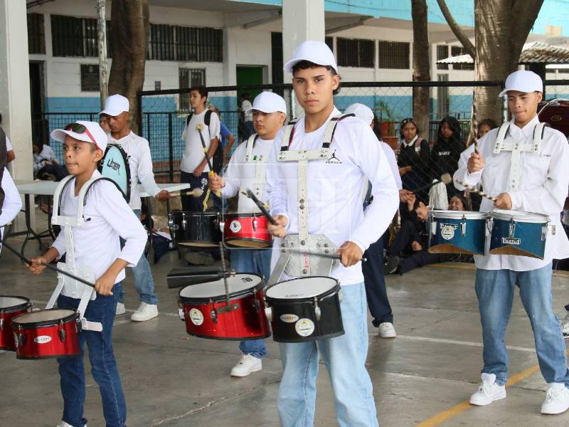 Instituto Nueva Suyapa, listo para brillar en los desfiles patrios de 2026.