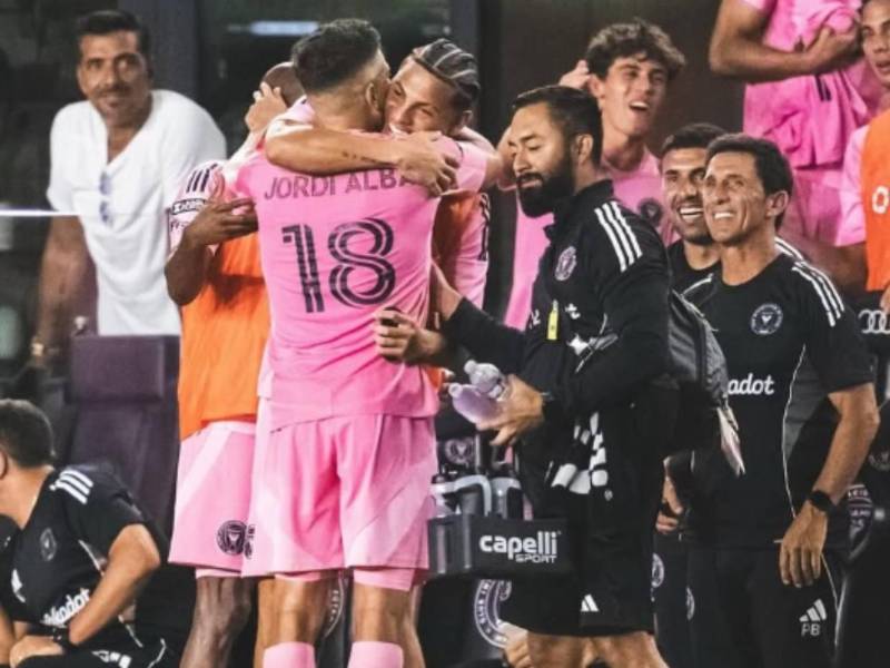 David Ruiz y su doloroso momento; fallece su padre por complicaciones con su salud