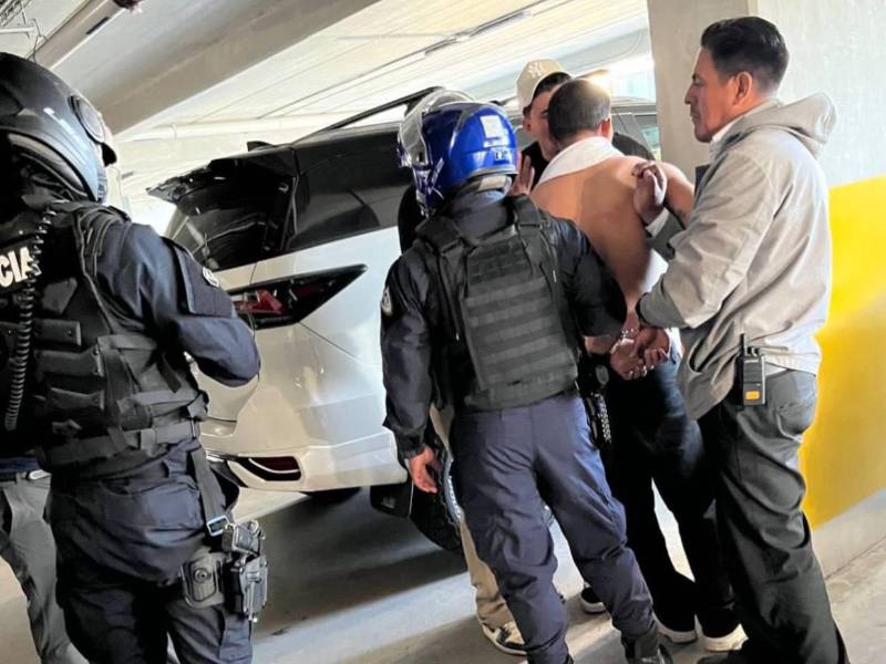 Futbolista en el ojo del huracán tras ser sorprendido por la policía. Se revela lo que hizo y el problema en el que se metió.