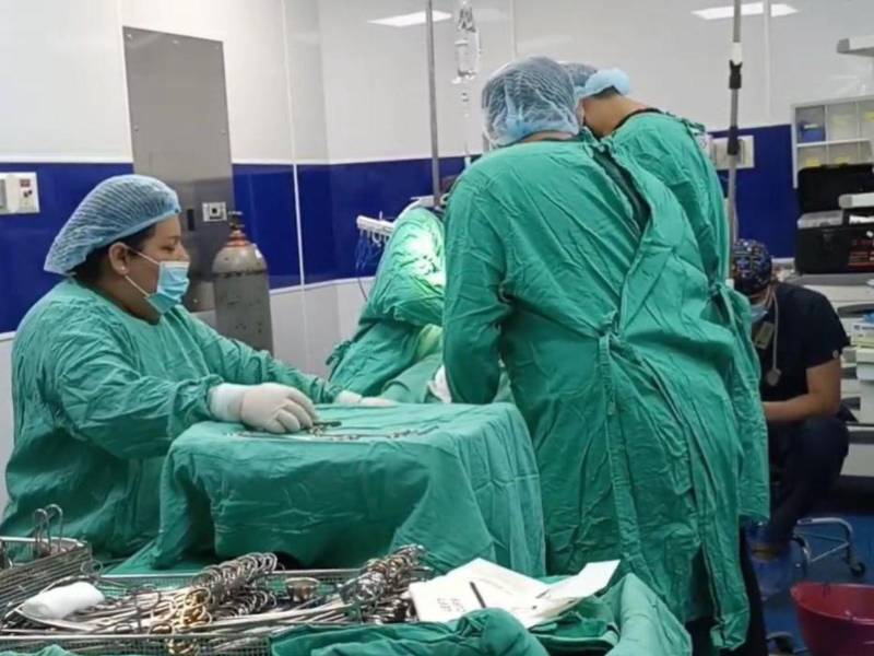 Las autoridades aseguran que progresivamente la mora quirúrgica en el país esta disminuyendo, debido a la acciones para aumentar la capacidad de respuesta en los hospitales.