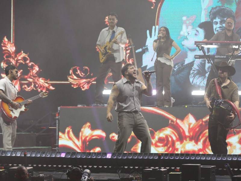 El quinteto de McAllen llegó por primera vez a Honduras con su Triste pero bien cabr*n tour.