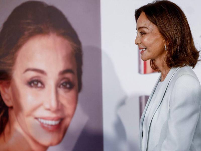 Preysler desnuda a Mario Vargas Llosa y publica su carta más íntima