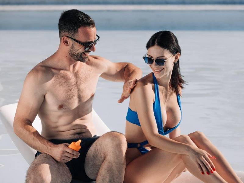 Después de nadar o sudar, esa capa protectora se degrada y debe renovarse inmediatamente.