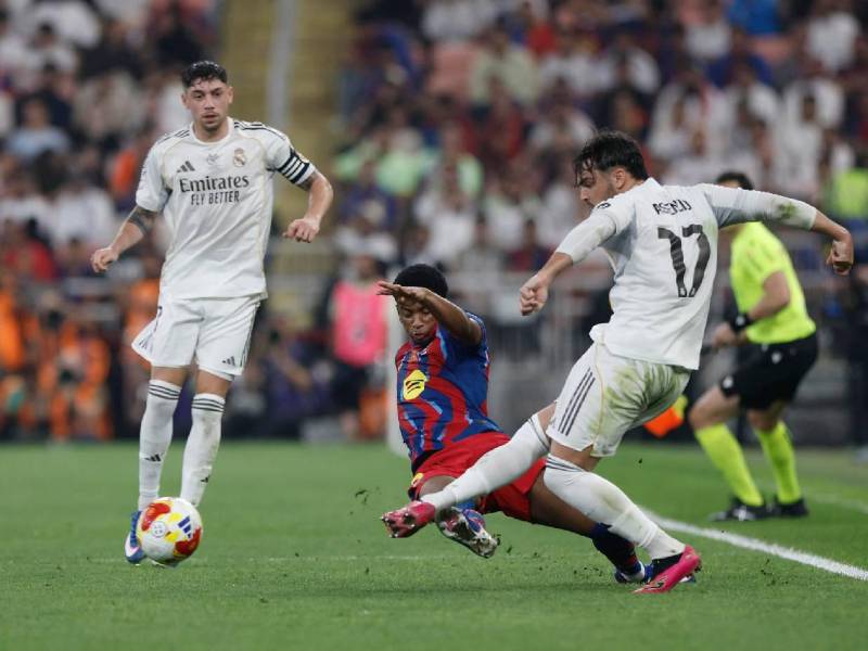 Imágenes del desarrollo del partido.