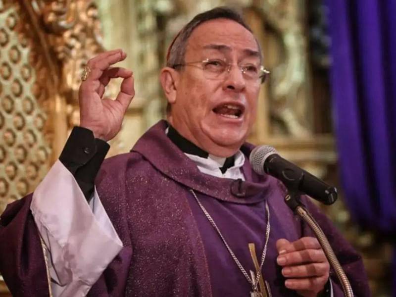 El cardenal cuestionó el actuar de quienes se enriquecen con recursos del Estado.