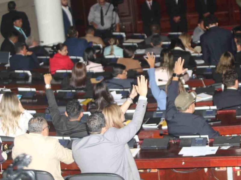 Congreso elimina la Comisión Permanente, redefine funciones de la Junta Directiva.