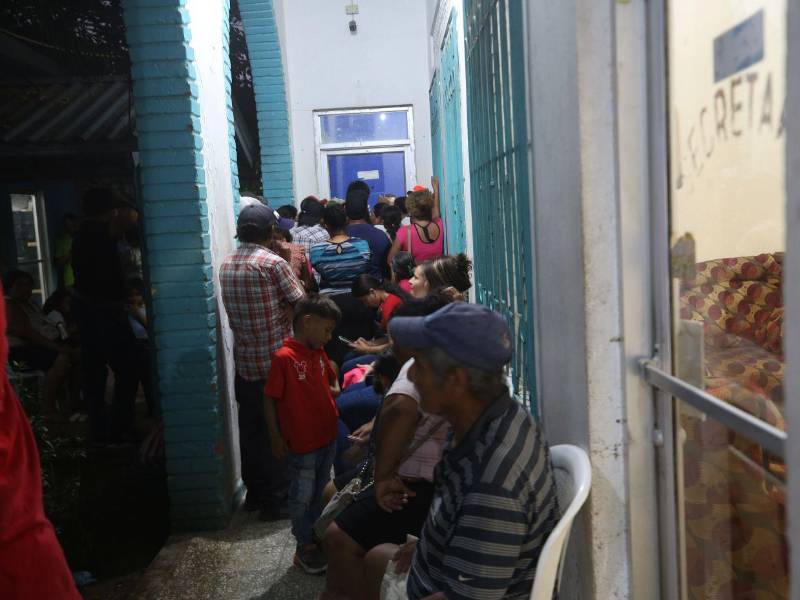 Varias alcaldías quedaron con los mismos problemas, entre ellas, la de Nacaome, Valle, donde la población exigen atender sus problemas.