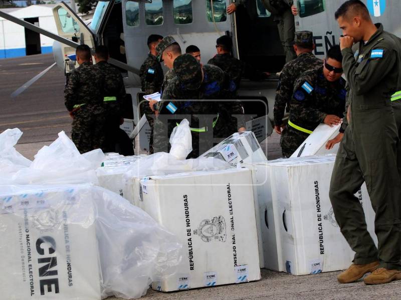 La organización señaló que la desconfianza institucional, la injerencia política, la falta de cumplimiento del cronograma y las debilidades del sistema electoral han deteriorado la credibilidad de los comicios.