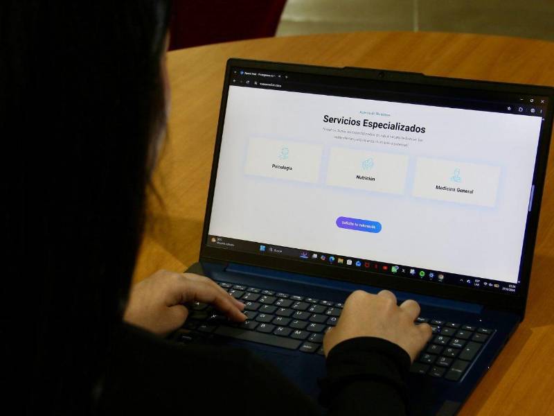El consumidor debe verificar la información y evaluar si realmente necesita el producto o servicio antes de adquirirlo.