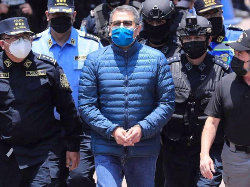 Tras el indulto anunciado el viernes 28 de noviembre para el expresidente Juan Orlando Hernández por el presidente estadounidense Donald Trump, surge la pregunta: ¿cuál es su situación legal actual?