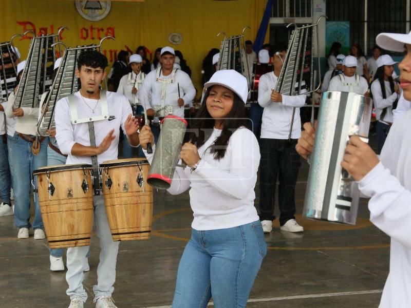 Ritmo, energía y mucho talento se combinan en el Instituto Técnico Nueva Suyapa.