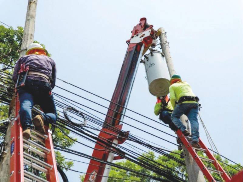 Con la creciente demanda de energía eléctrica provocada por las altas temperaturas y la ola de calor, la ENEE ha tenido que aplicar racionamientos durante las horas de mayor consumo.