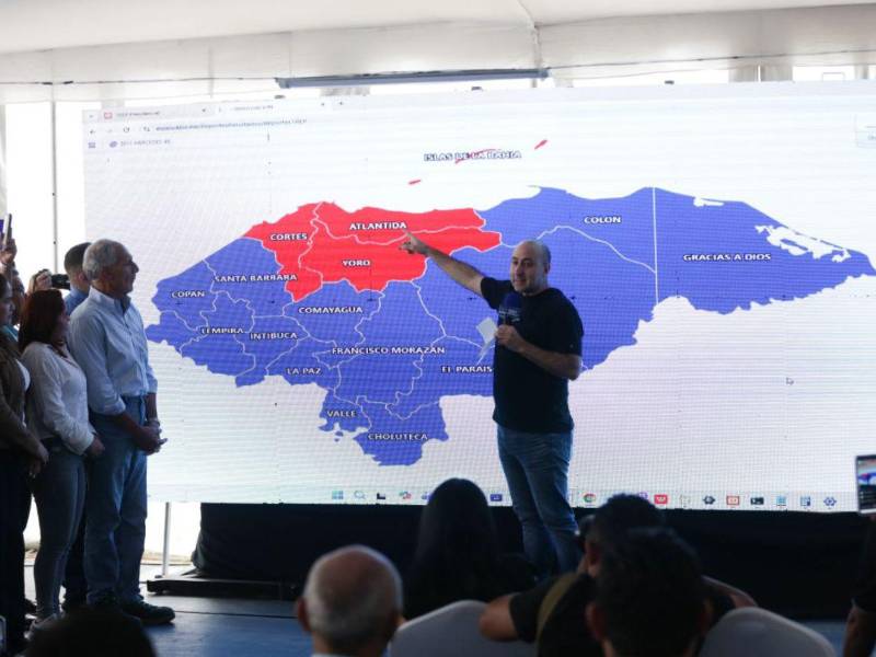 Los partidos deben esperar los últimos resultados para poder declararse ganadores.